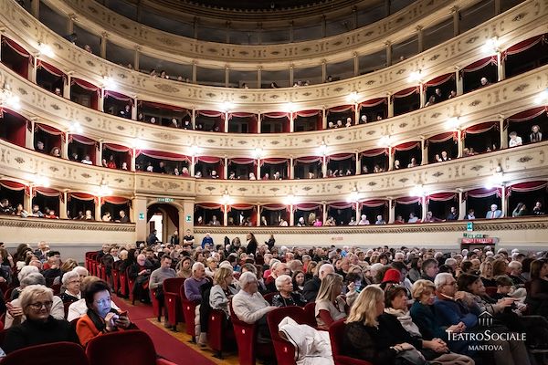 Caffini Group Partner del Concerto di Capodanno al Teatro Sociale di Mantova
