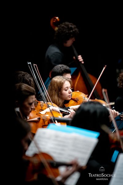 Caffini Group Partner del Concerto di Capodanno al Teatro Sociale di Mantova