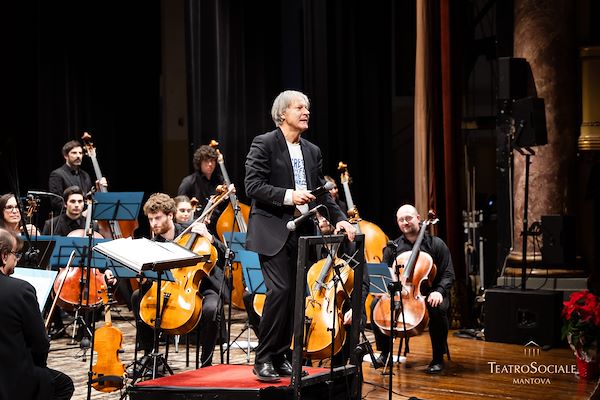 Caffini Group Partner del Concerto di Capodanno al Teatro Sociale di Mantova