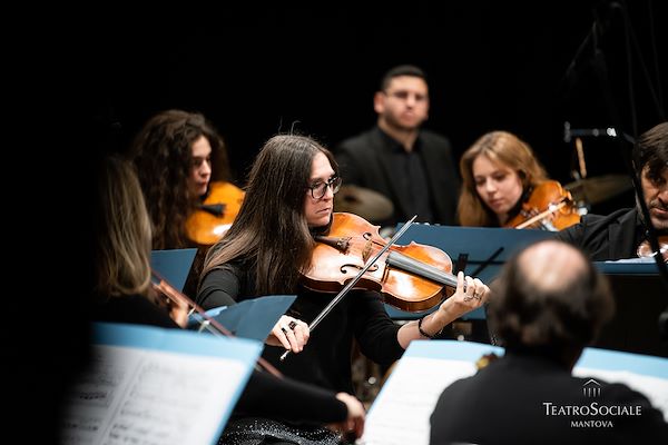 Caffini Group Partner del Concerto di Capodanno al Teatro Sociale di Mantova