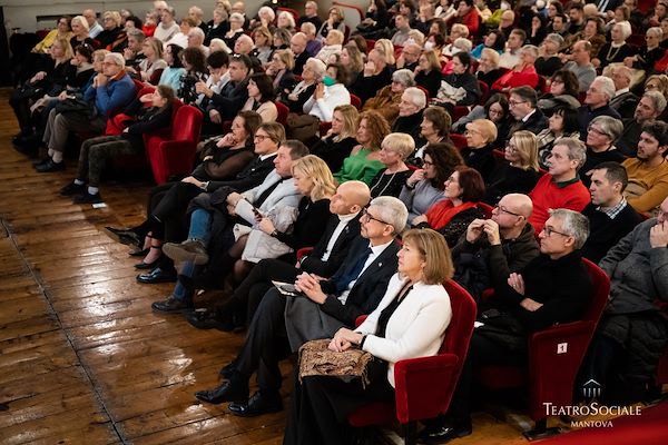 Caffini Group Partner del Concerto di Capodanno al Teatro Sociale di Mantova