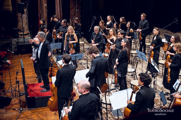 Caffini Group Partner del Concerto di Capodanno al Teatro Sociale di Mantova