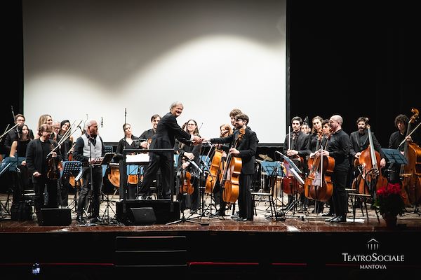 Caffini Group Partner del Concerto di Capodanno al Teatro Sociale di Mantova