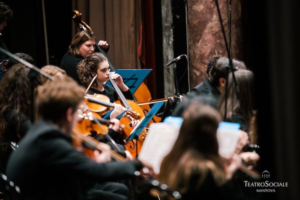 Caffini Group Partner del Concerto di Capodanno al Teatro Sociale di Mantova