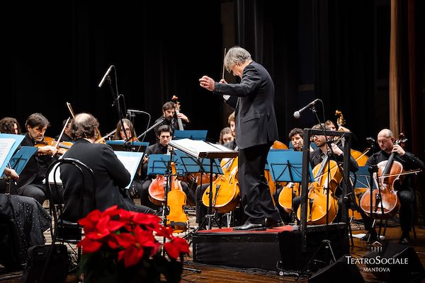 Caffini Group Partner del Concerto di Capodanno al Teatro Sociale di Mantova